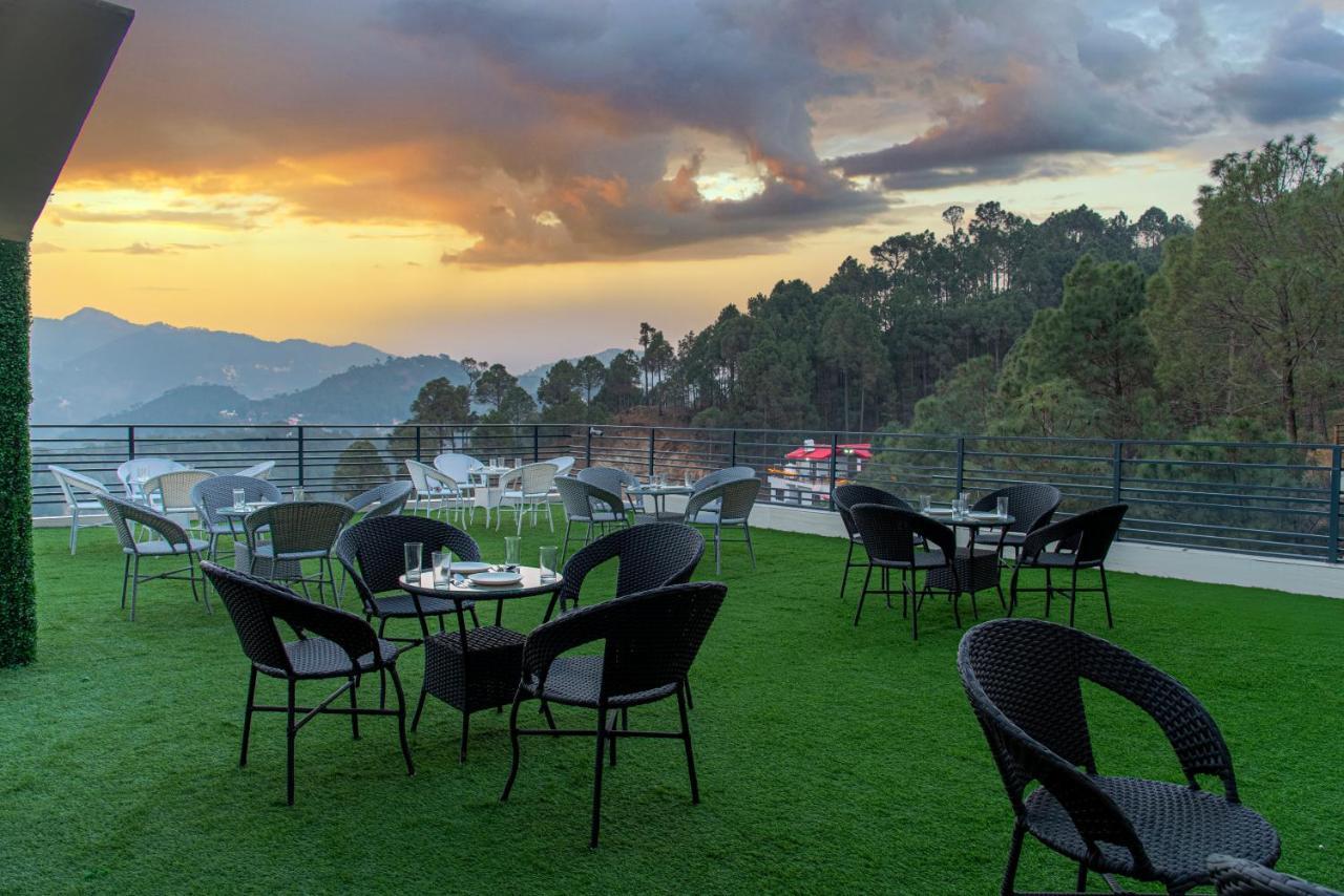 Hillcrest Uphills Daire Kasauli Dış mekan fotoğraf