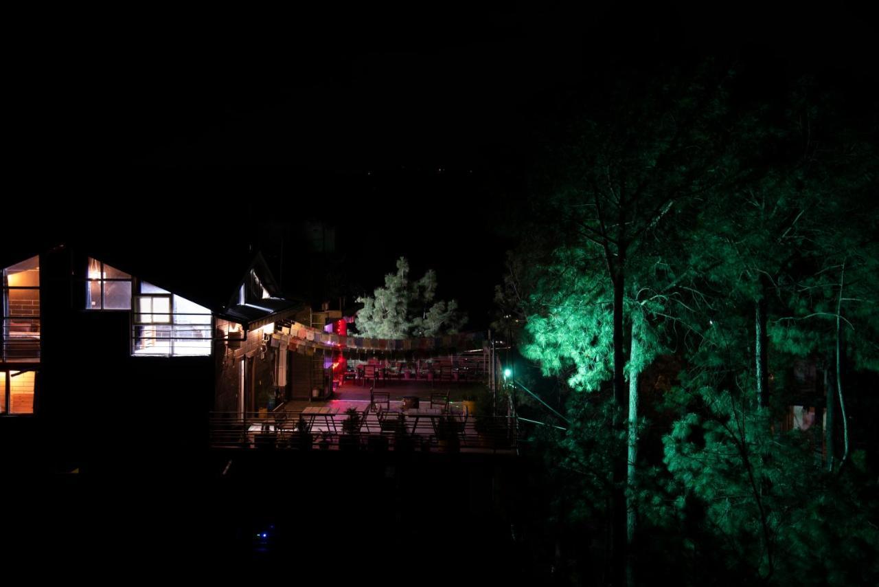 Hillcrest Uphills Daire Kasauli Dış mekan fotoğraf