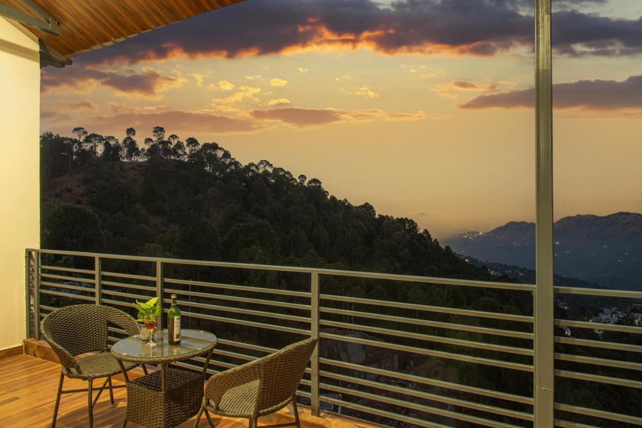 Hillcrest Uphills Daire Kasauli Dış mekan fotoğraf